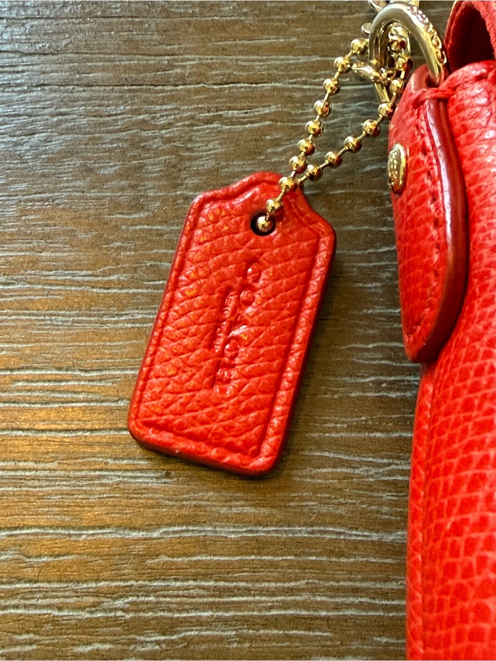 Coach Red Leather Shoulder Bag with Gold Chain - Picture 3 of 8